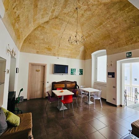 Nova Domus Bed & Breakfast Кастеланета Екстериор снимка